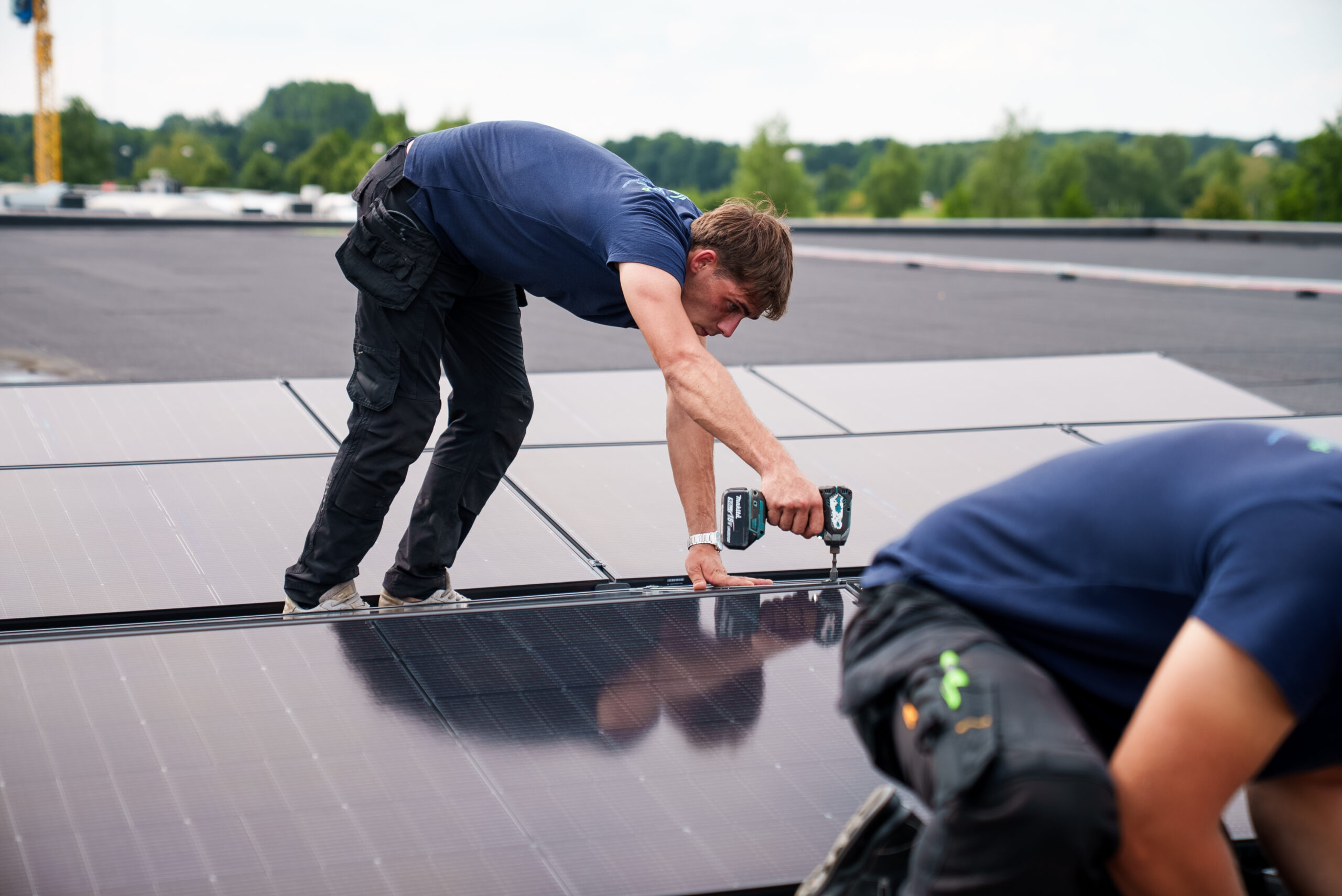 Opzoek naar zonnepanelen met installatie?